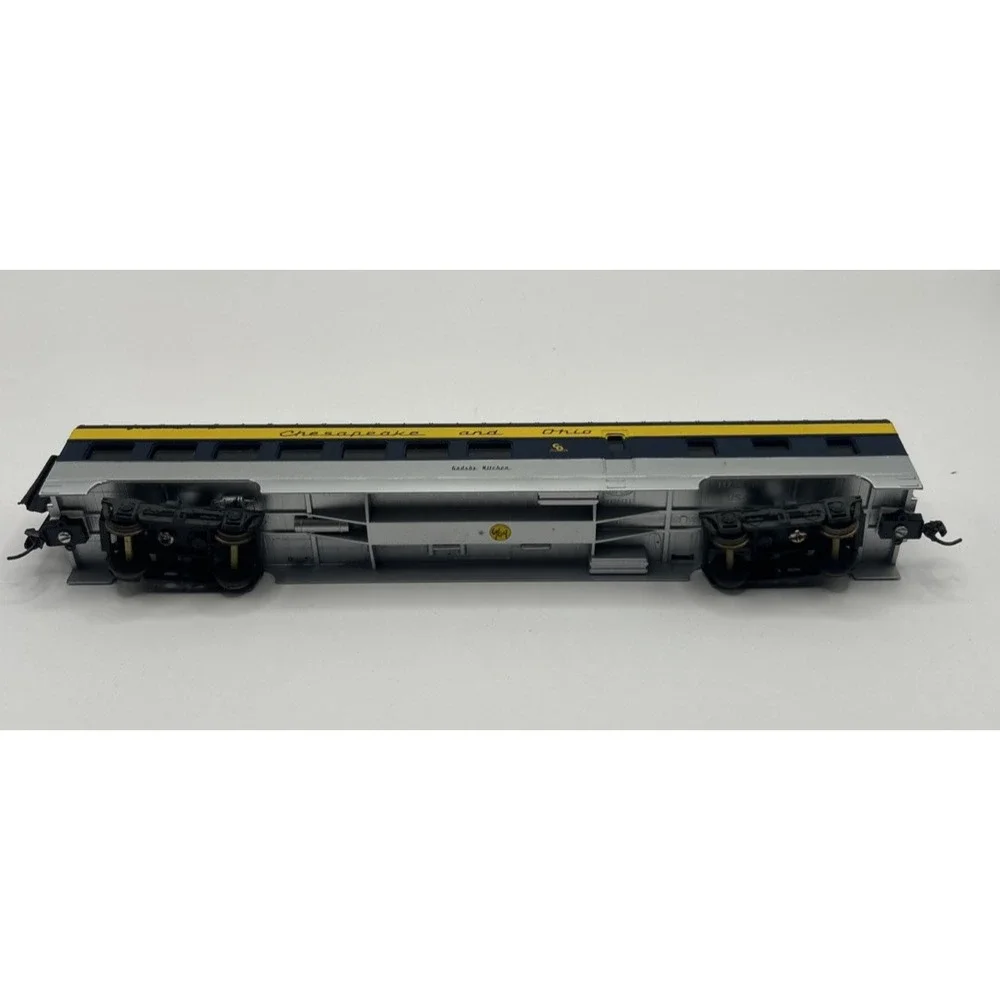 CON-COR 1/87 Scale 72‎ FT. HO PASSENGER CAR CHESAPEAKE & OHIO